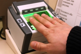 Отпечатки пальцев для грузоперевозчиков на границе с Украиной